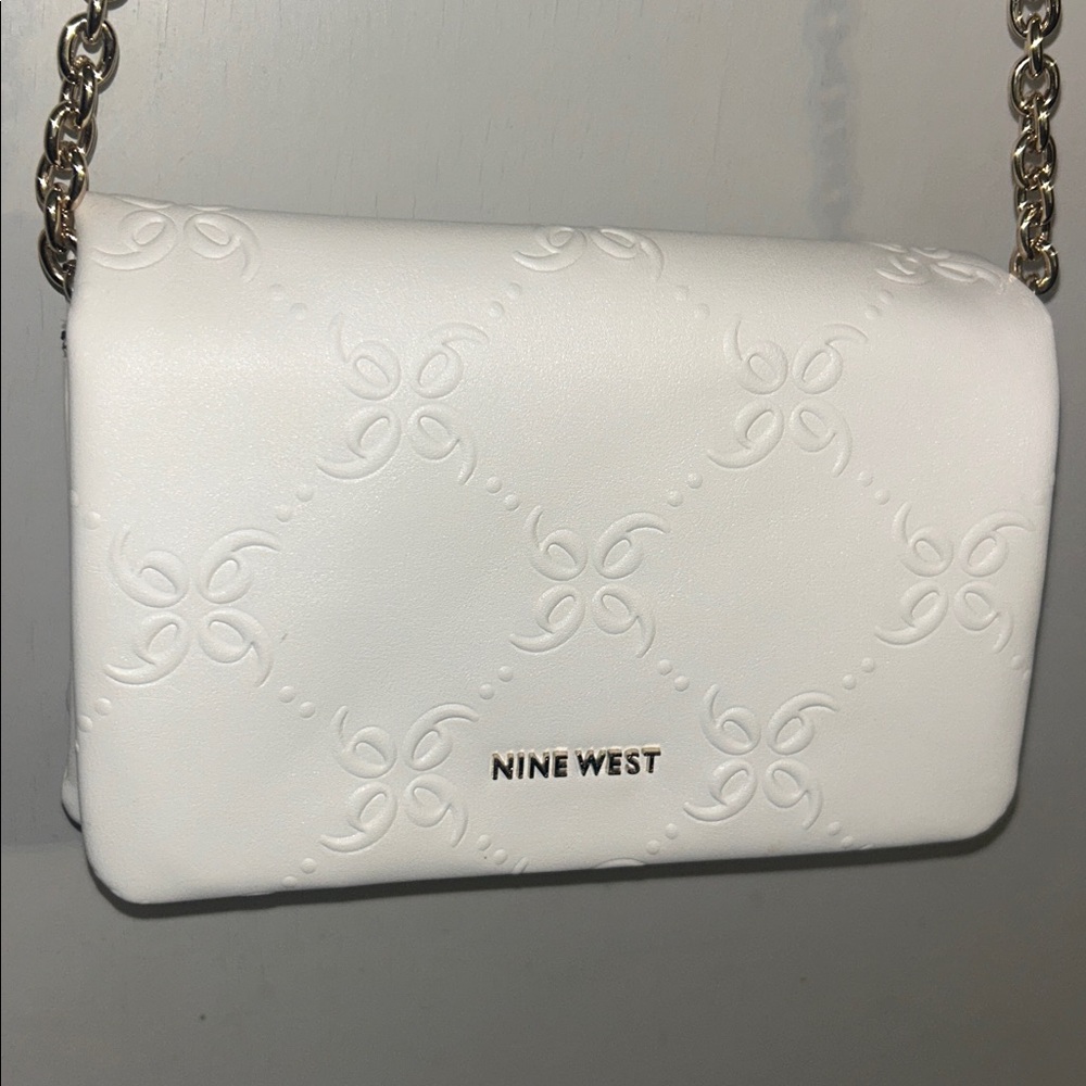 Nine West Elegant White Crossbody Bag - Picture 8 of 10